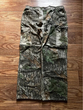 vintage camo baggy y2k cargo pants